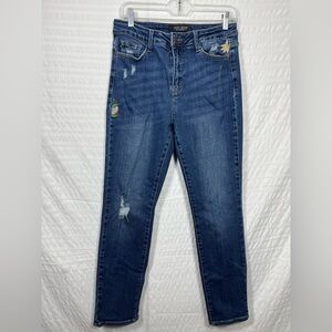 Judy Blue “Boyfriend Fit” Embroidered Distressed Blue Jeans Size 7/28